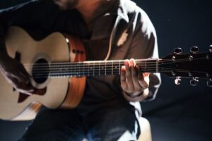 How to Choose the Right Guitar Teacher for Your Learning Style